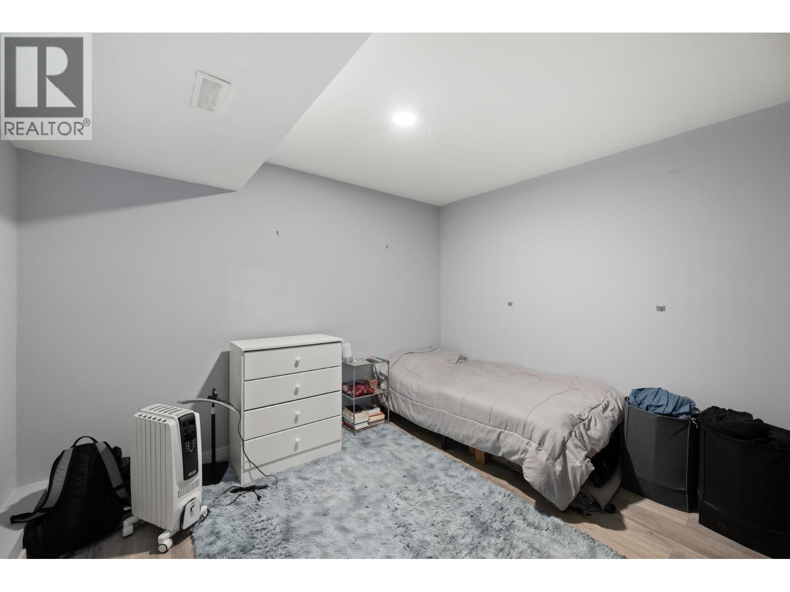 4863 Cambridge Street, Burnaby, British Columbia  V5C 1H9 - Photo 28 - R3073915