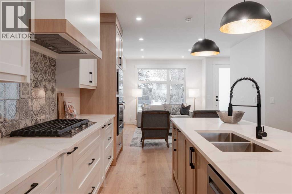 2810 35 Street Sw, Calgary, Alberta  T3E 2Y5 - Photo 12 - A2273397