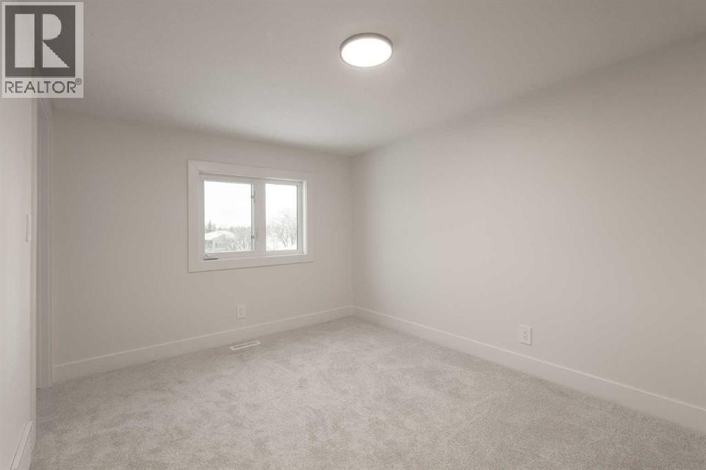 2810 35 Street Sw, Calgary, Alberta  T3E 2Y5 - Photo 39 - A2273397