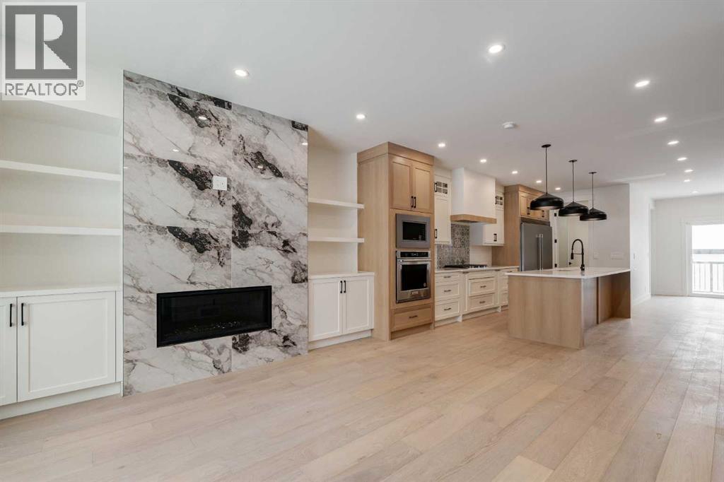 2812 35 Street Sw, Calgary, Alberta  T3E 2Y5 - Photo 3 - A2273424