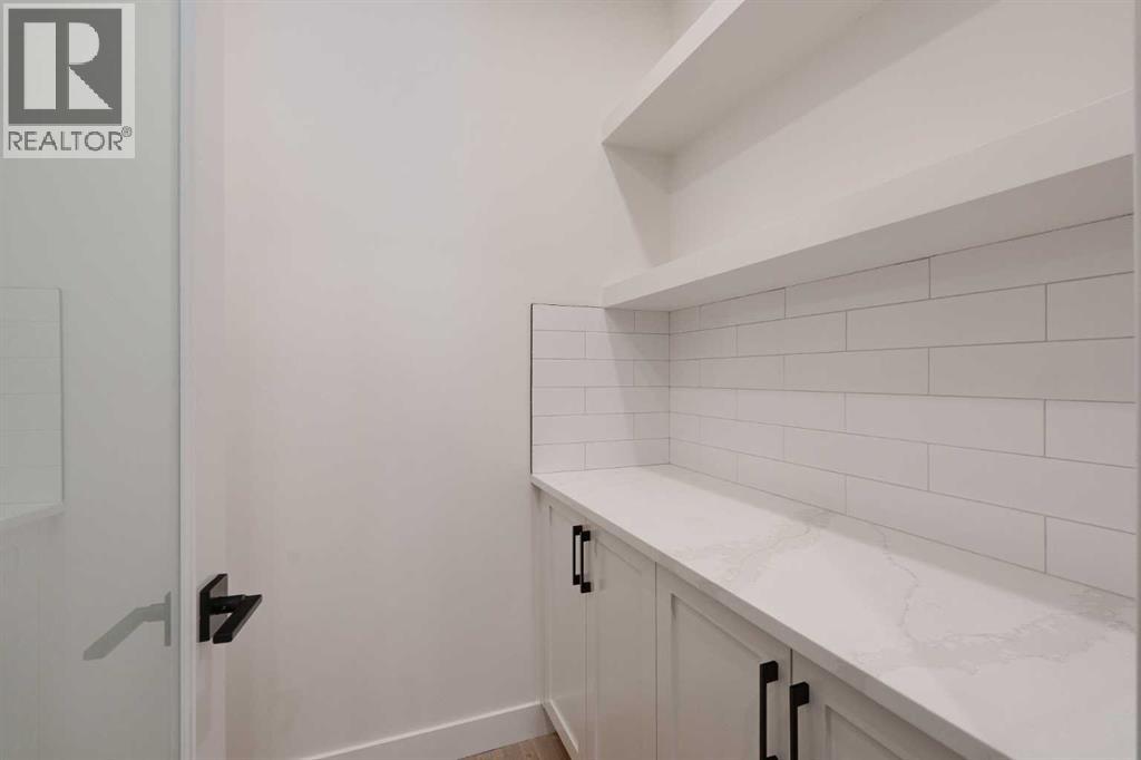 2812 35 Street Sw, Calgary, Alberta  T3E 2Y5 - Photo 15 - A2273424