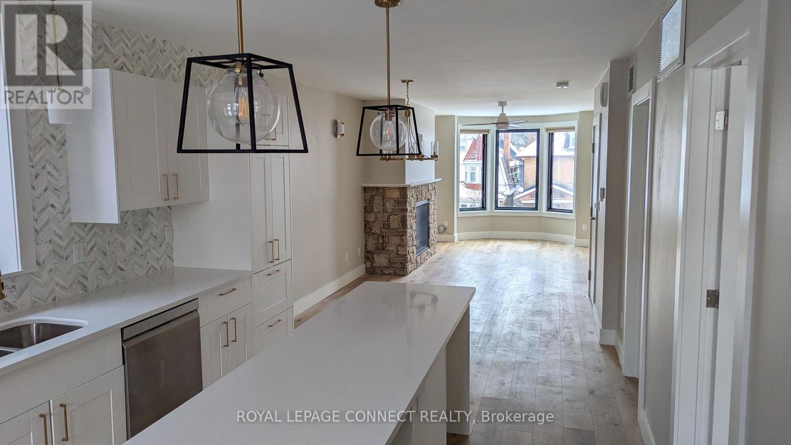 16 Rosemount Avenue, Toronto, Ontario  M6H 2M1 - Photo 32 - C12523794