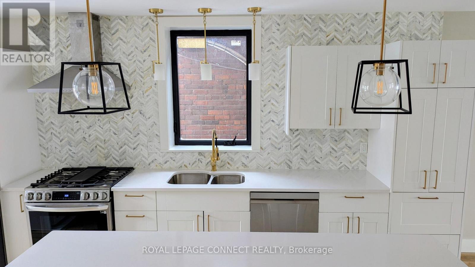 16 Rosemount Avenue, Toronto, Ontario  M6H 2M1 - Photo 29 - C12523794