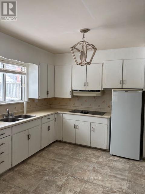 150 Winchester Road E, Whitby, Ontario  L1M 1X2 - Photo 9 - E12634878