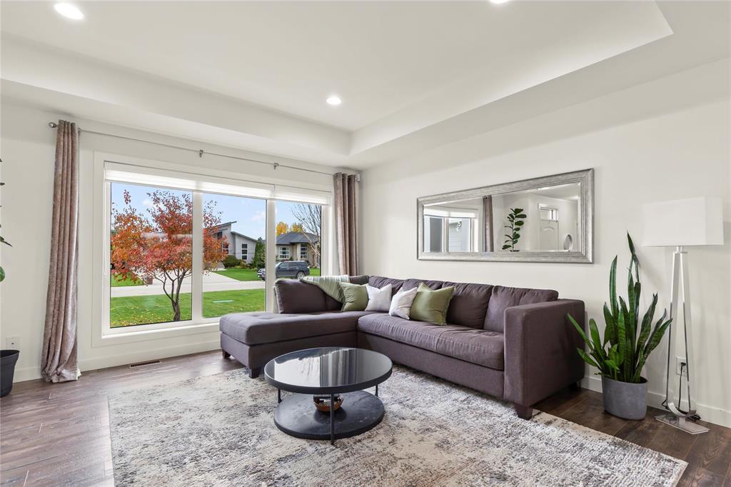 49 Alderwood Crescent, Steinbach, Manitoba  R5G 0S8 - Photo 12 - 202526216