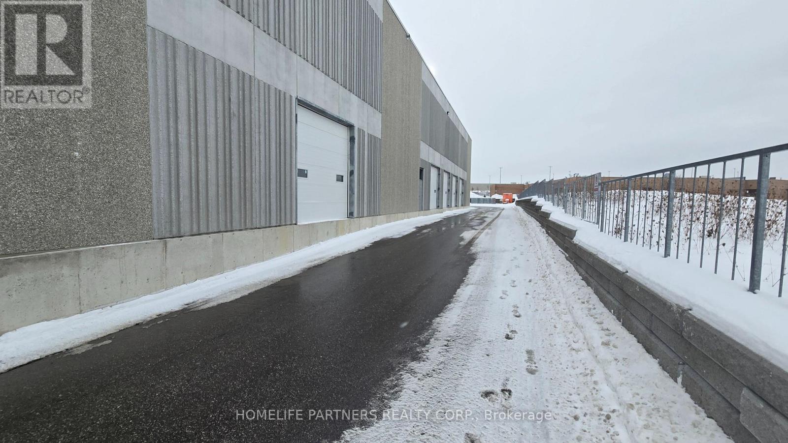 3 - 125 Engelhard Drive, Aurora, Ontario  L4G 3V1 - Photo 24 - N12634844