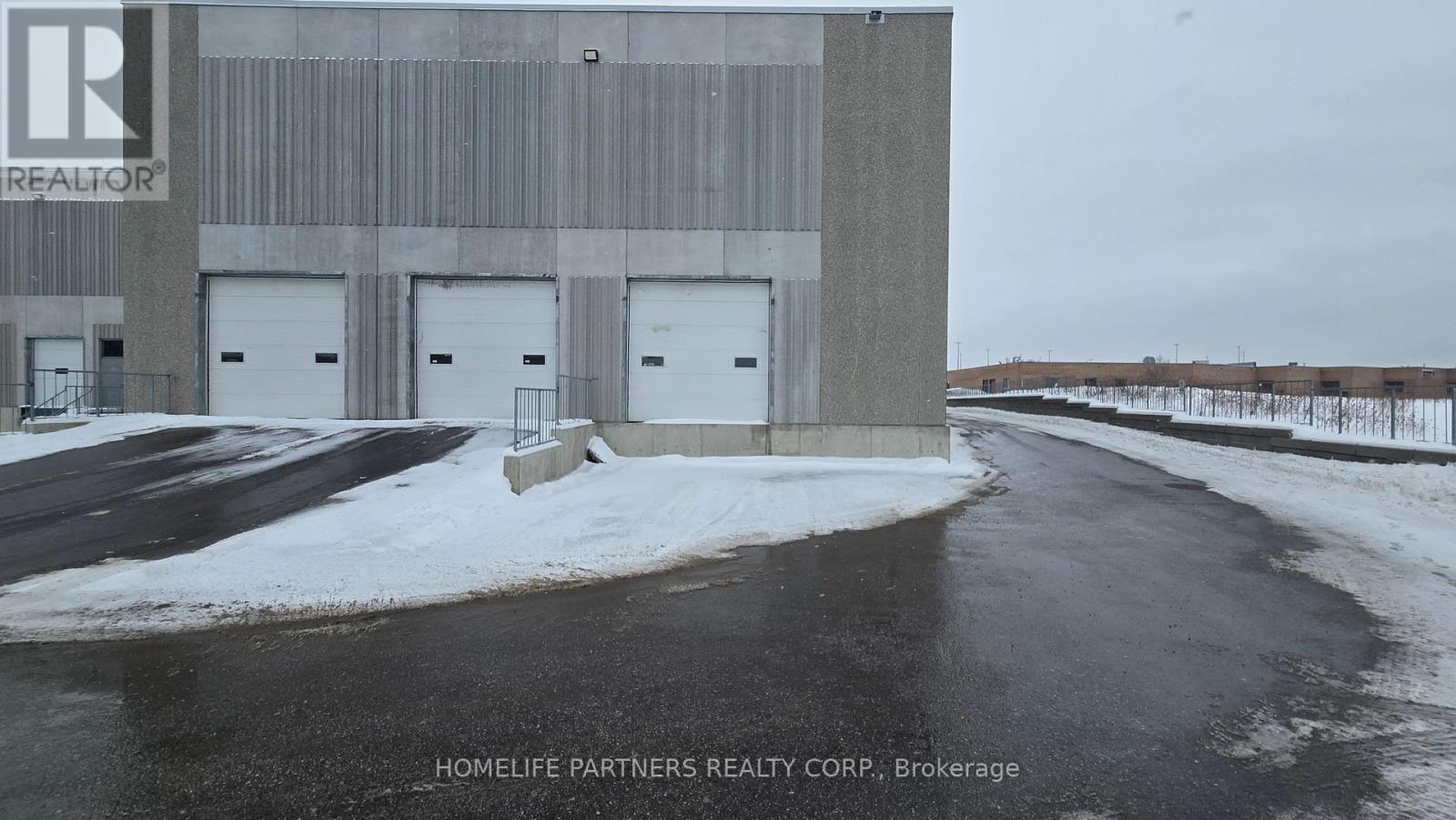 3 - 125 Engelhard Drive, Aurora, Ontario  L4G 3V1 - Photo 25 - N12634844