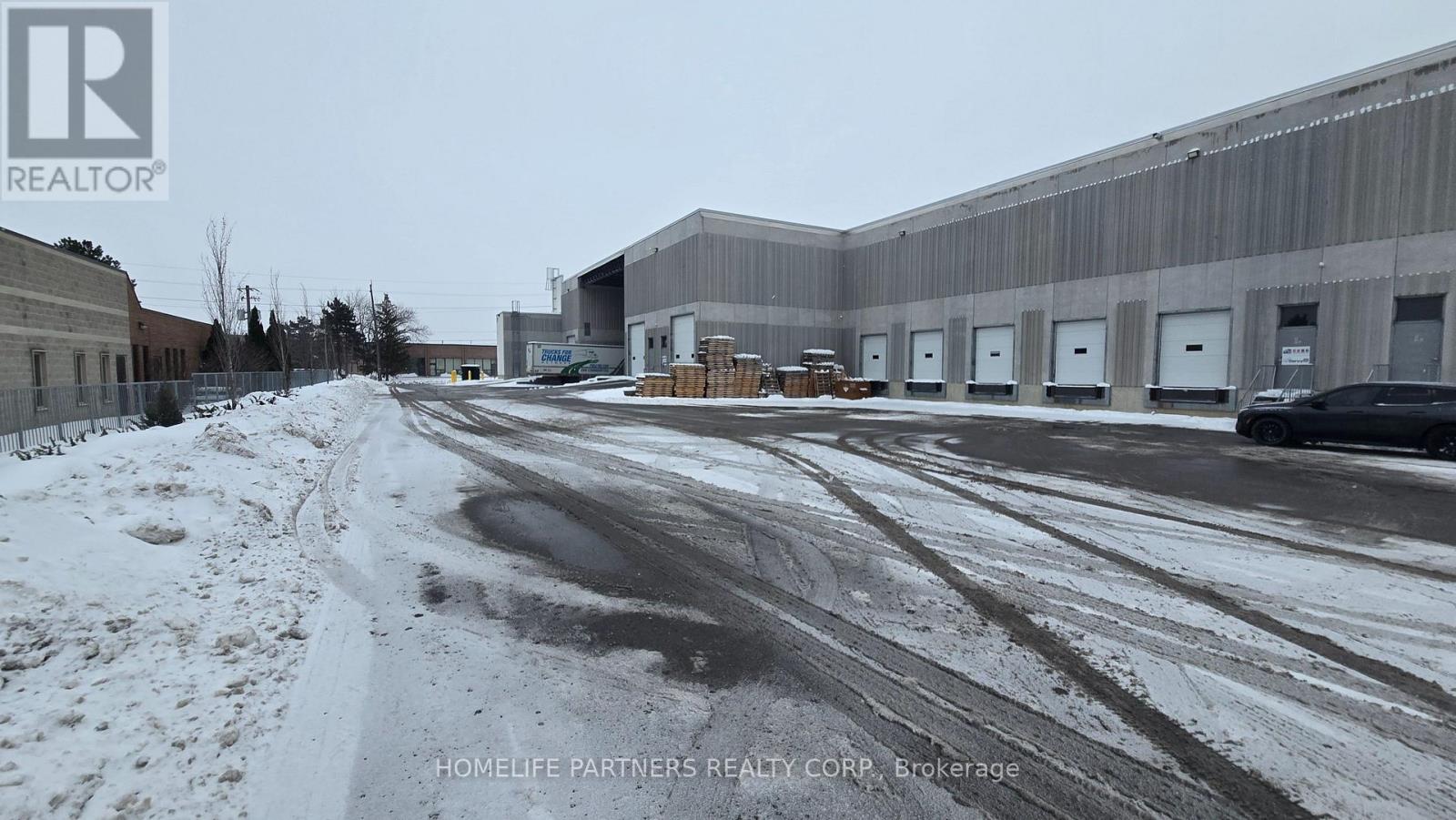 3 - 125 Engelhard Drive, Aurora, Ontario  L4G 3V1 - Photo 28 - N12634844
