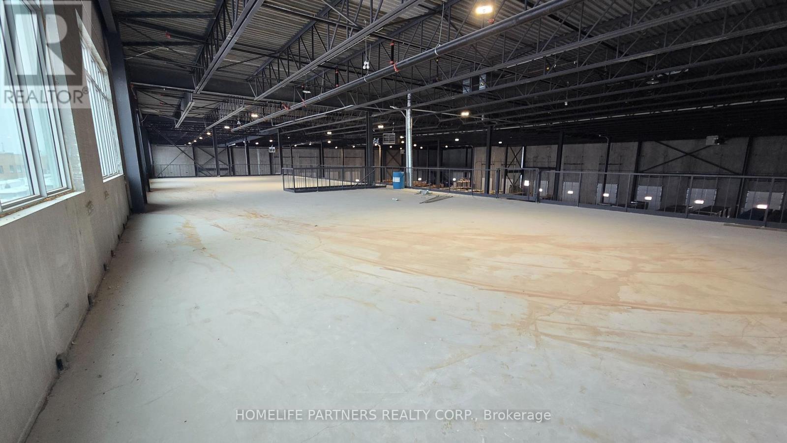 3 - 125 Engelhard Drive, Aurora, Ontario  L4G 3V1 - Photo 4 - N12634844