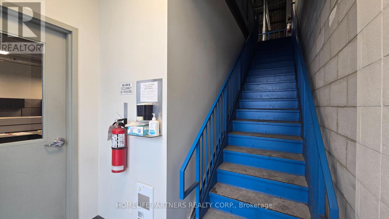 4 - 145 Industrial Parkway S, Aurora, Ontario  L4G 3V5 - Photo 15 - N12634846