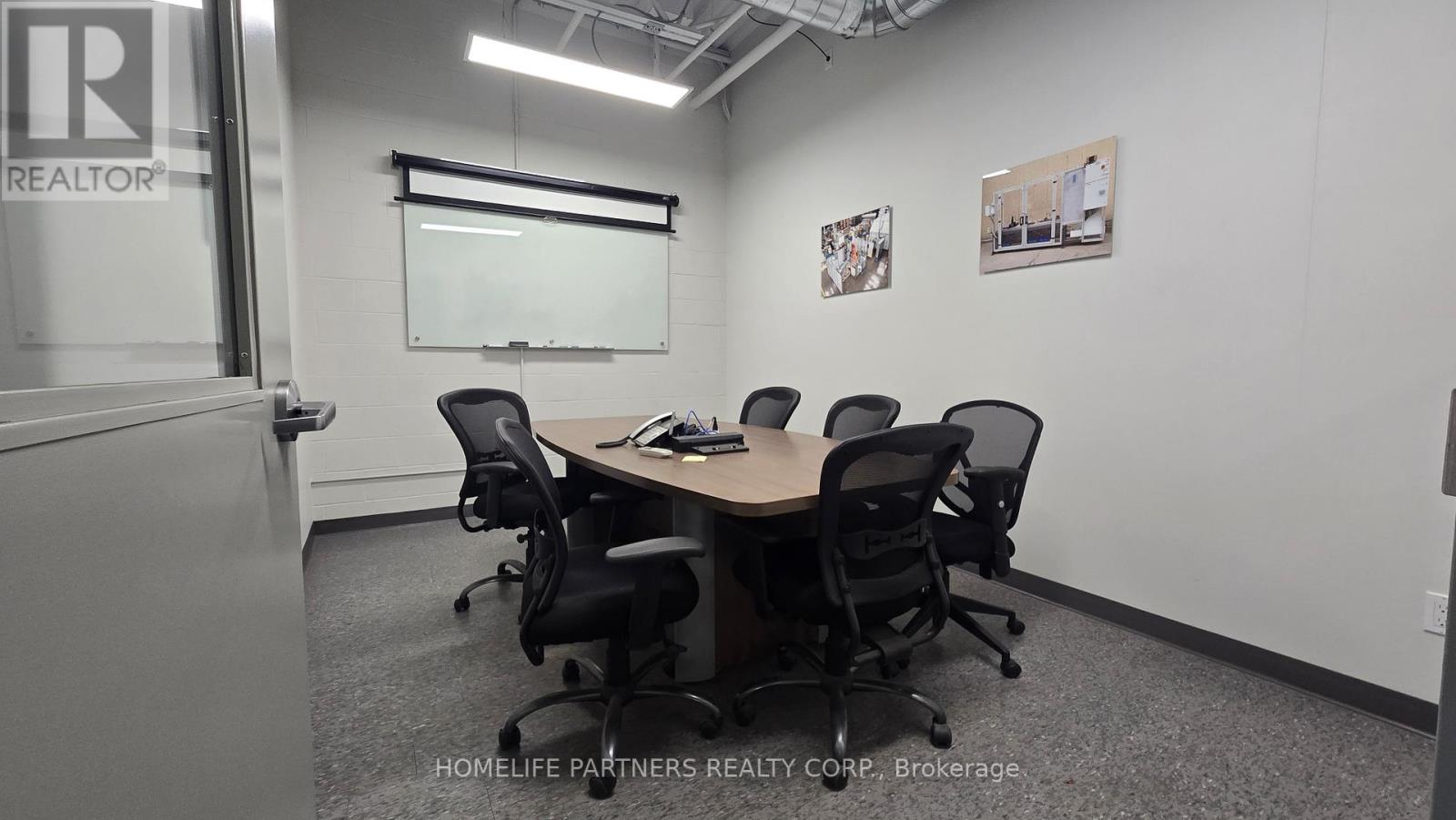 4 - 145 Industrial Parkway S, Aurora, Ontario  L4G 3V5 - Photo 6 - N12634846
