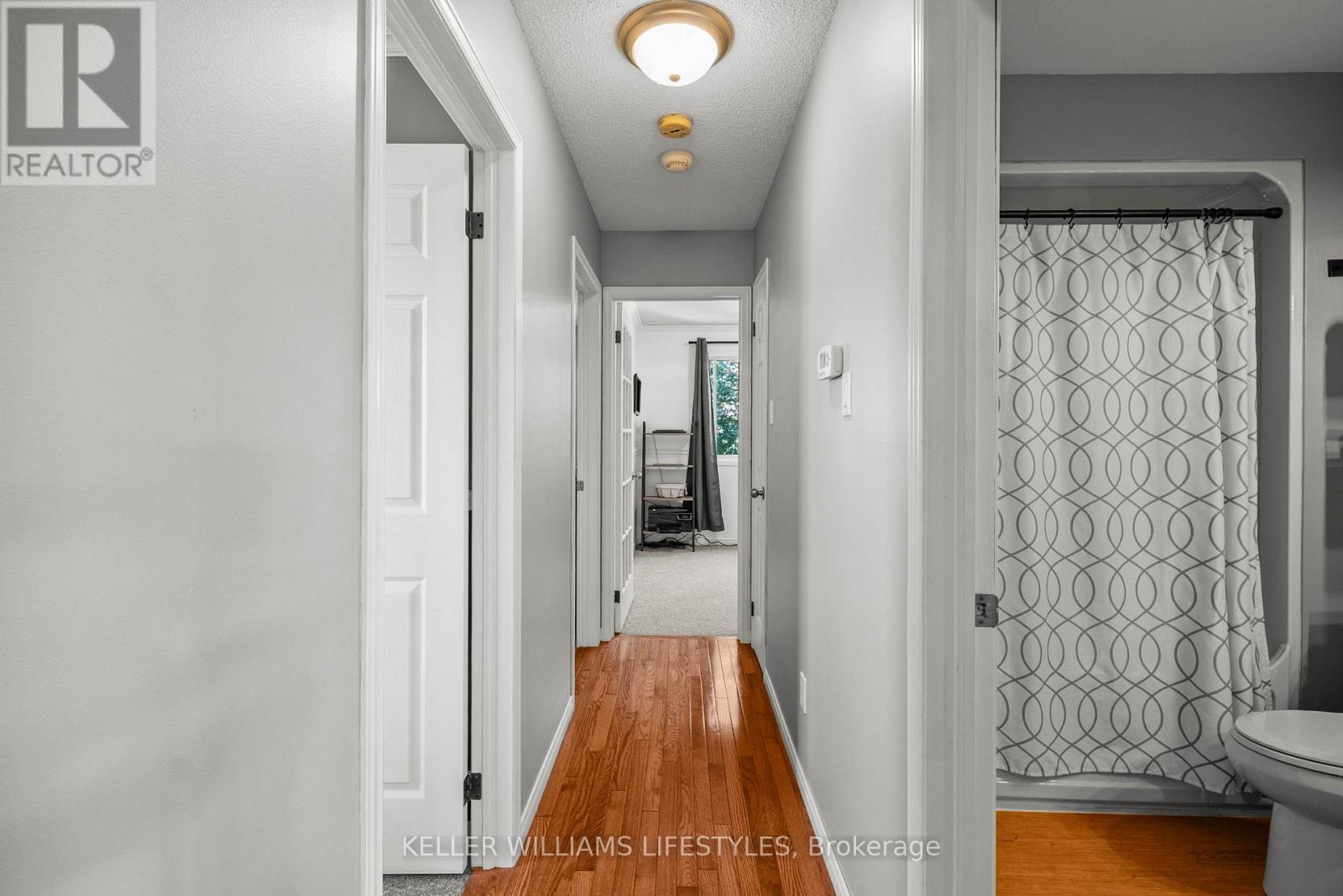 598 Harris Circle, Strathroy-Caradoc, Ontario  N7G 4H3 - Photo 22 - X12459681