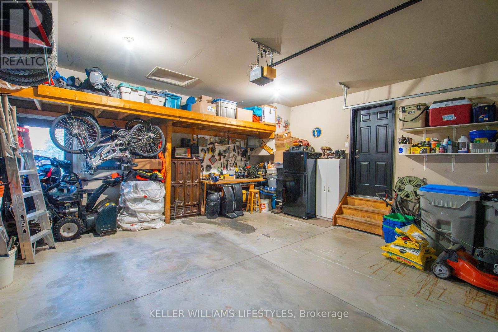 598 Harris Circle, Strathroy-Caradoc, Ontario  N7G 4H3 - Photo 45 - X12459681