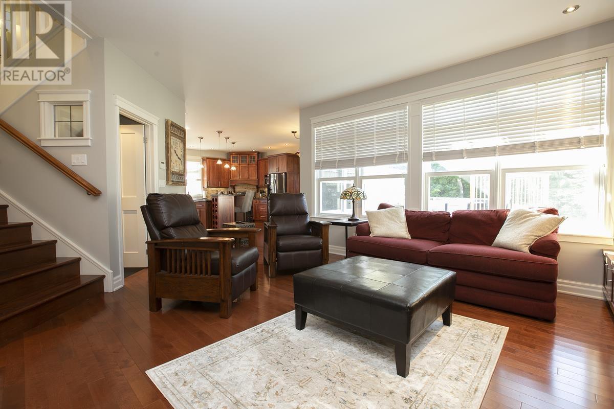 231 Macdonald Ave, Sault Ste. Marie, Ontario P6B 6L6 - Photo 24 - SM252543