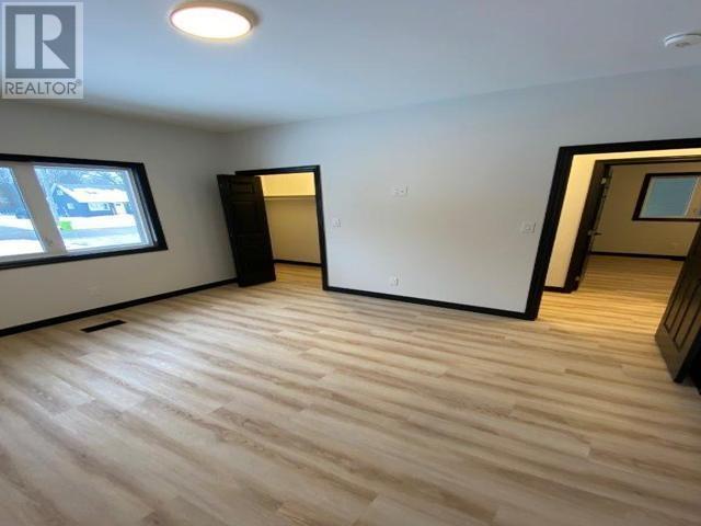 255 East Balfour St, Sault Ste. Marie, Ontario  P6C 1W9 - Photo 14 - SM253420