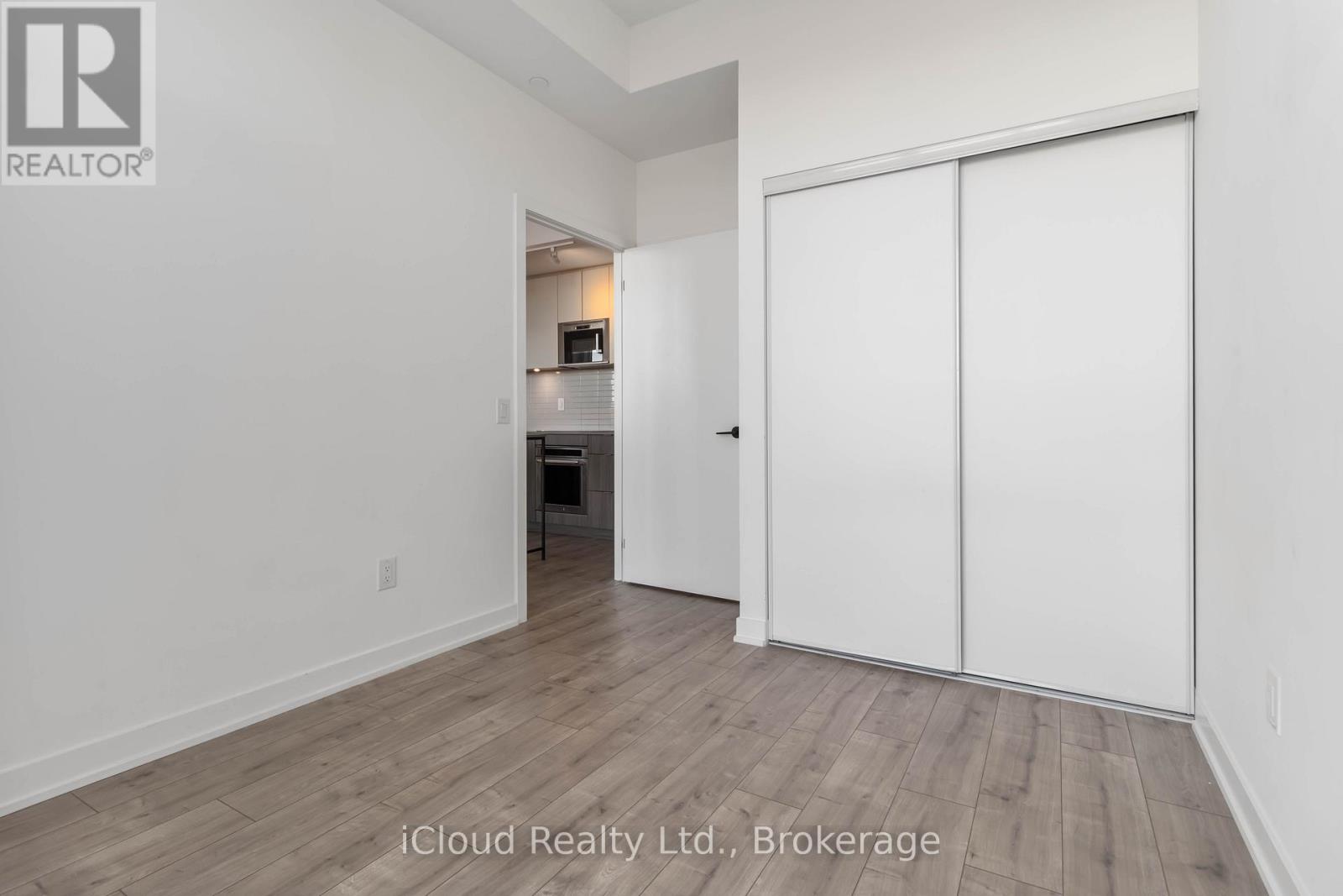 501 - 220 Missinnihe Way, Mississauga, Ontario  L5H 0A9 - Photo 18 - W12634866