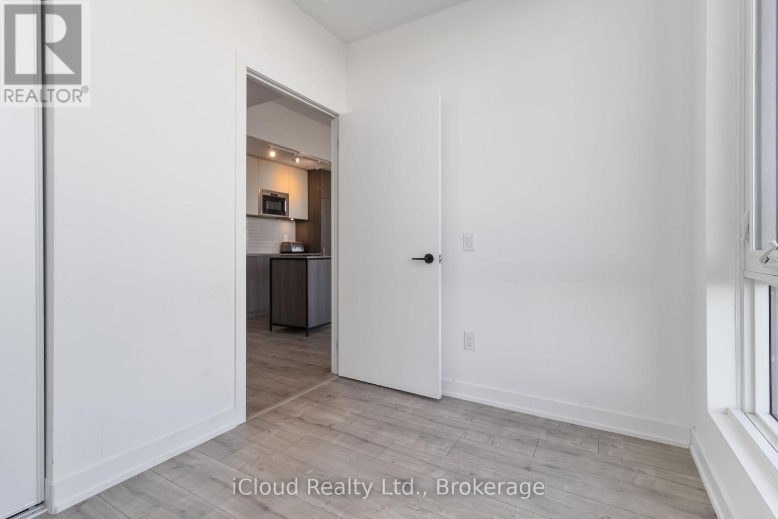 501 - 220 Missinnihe Way, Mississauga, Ontario  L5H 0A9 - Photo 20 - W12634866