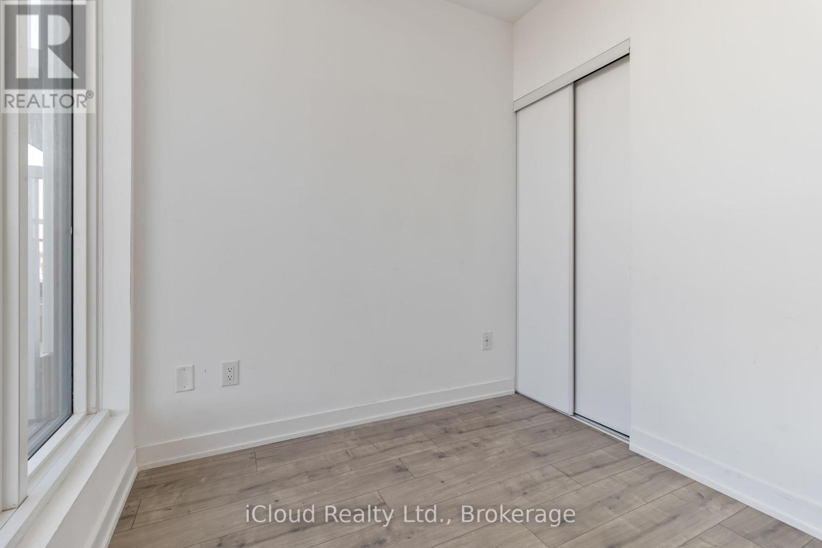 501 - 220 Missinnihe Way, Mississauga, Ontario  L5H 0A9 - Photo 21 - W12634866