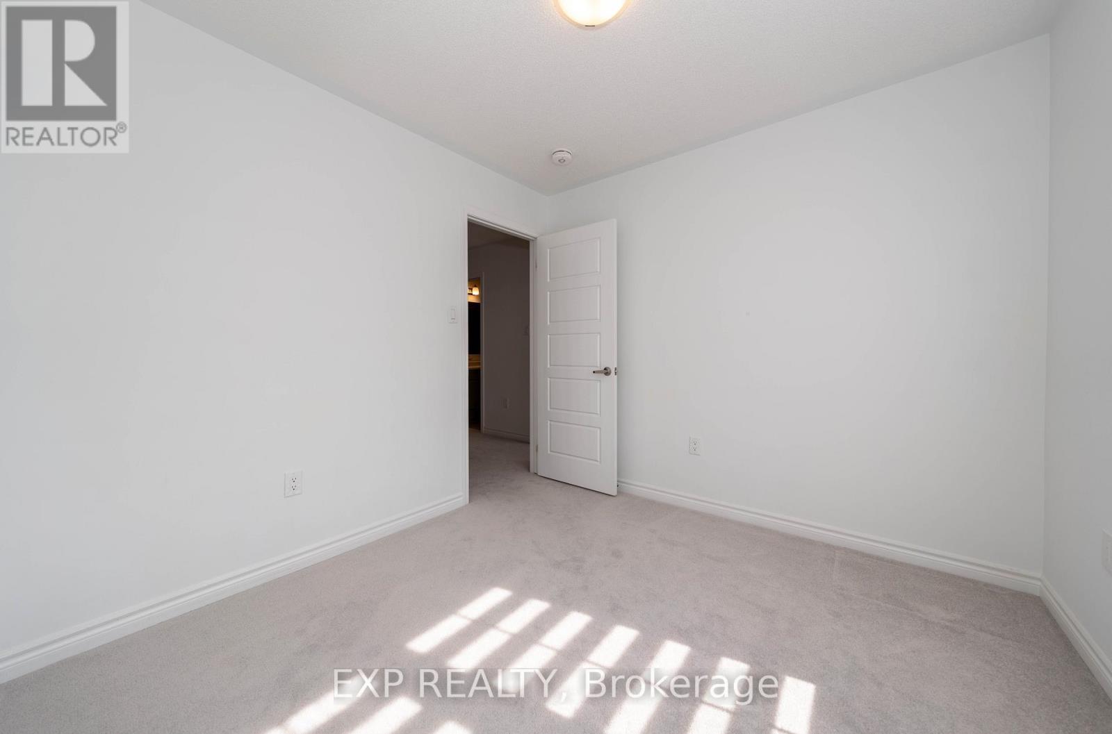 558 Kennedy Circle W, Milton, Ontario  L9E 1P9 - Photo 21 - W12634886