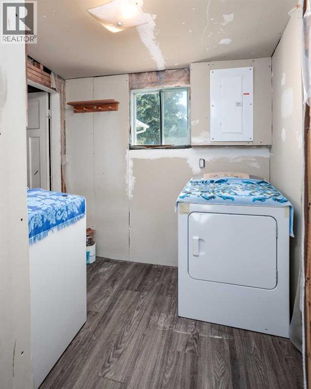 2 2nd Street E, Rosalind, Alberta  T0B 3Y0 - Photo 22 - A2263182