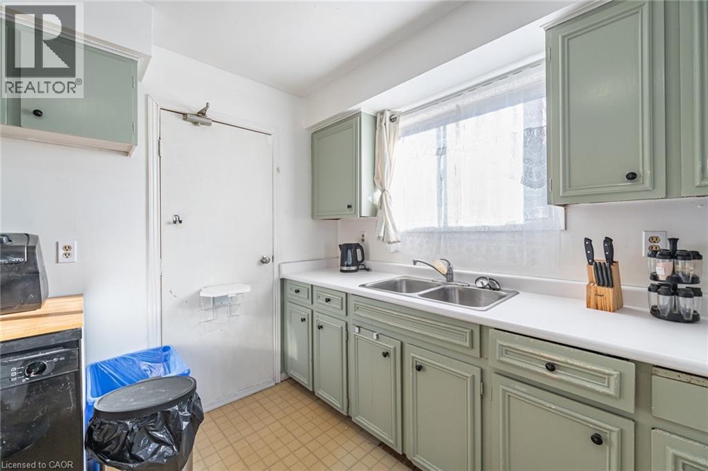 111 Mountainview Road S, Georgetown, Ontario L7G 4K2 - Photo 22 - 40793805