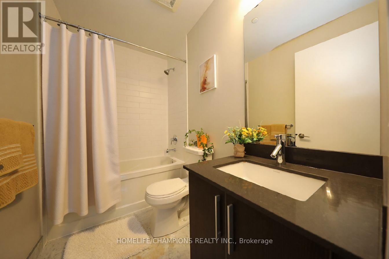 Th10 - 20 Bruyeres Mews, Toronto, Ontario  M5V 0G8 - Photo 12 - C12514206