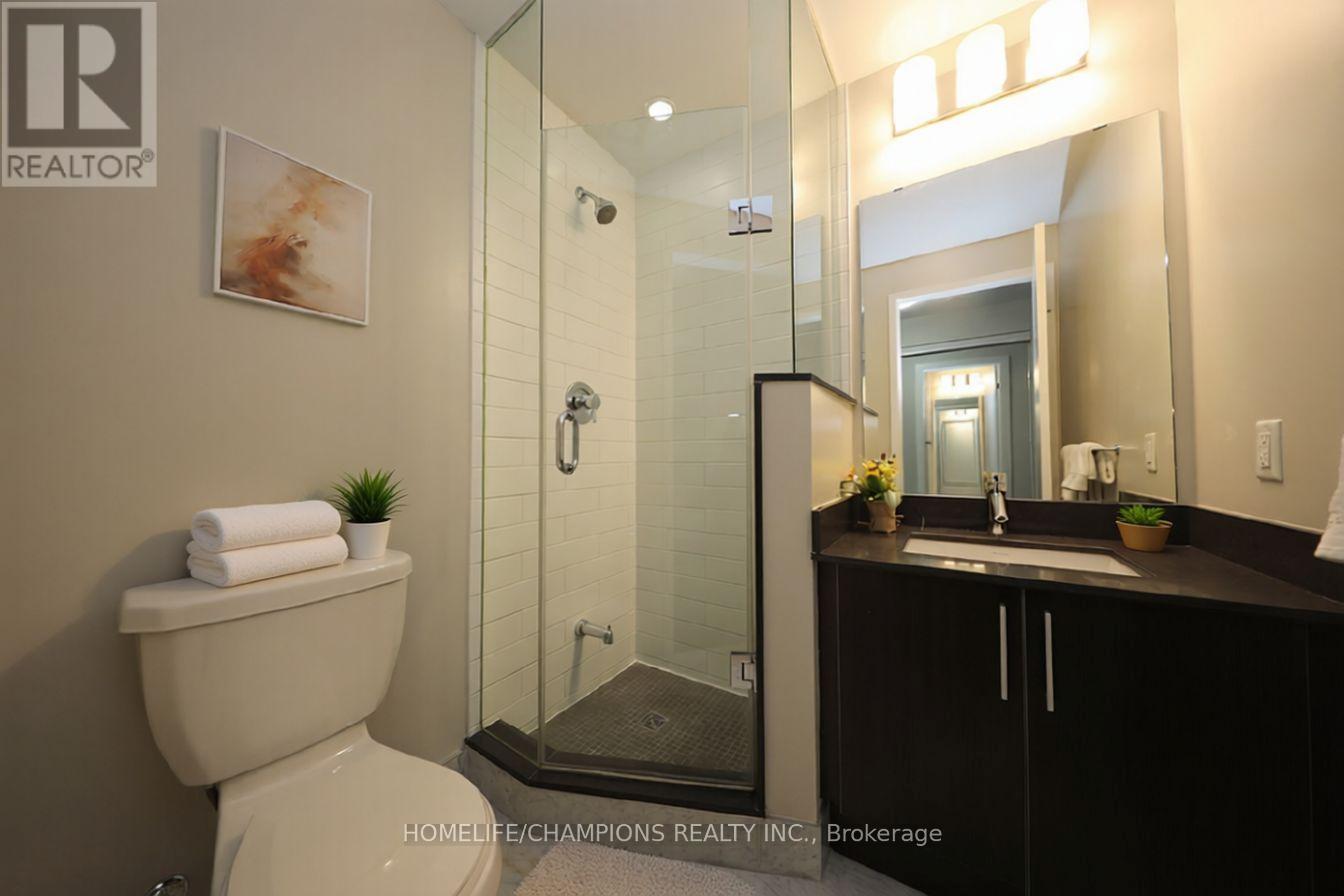 Th10 - 20 Bruyeres Mews, Toronto, Ontario  M5V 0G8 - Photo 9 - C12514206