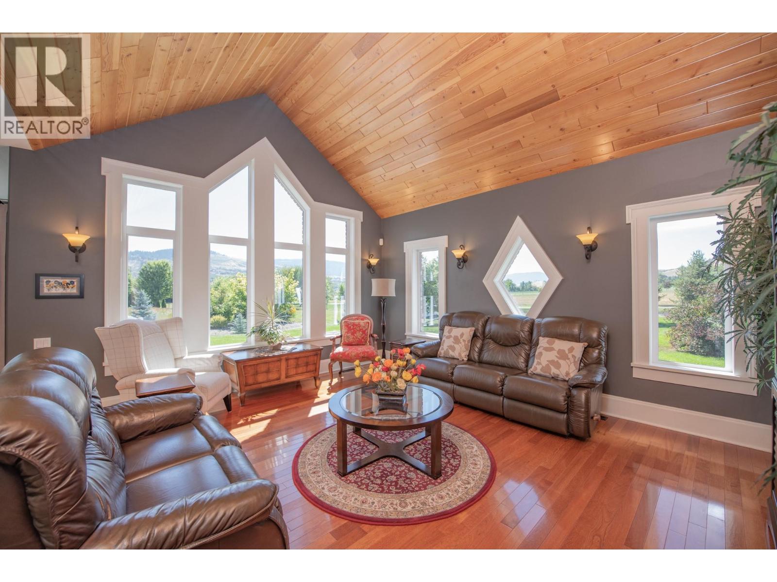 8163 Old Kamloops Road, Vernon, British Columbia  V1H 1W8 - Photo 3 - 10359364