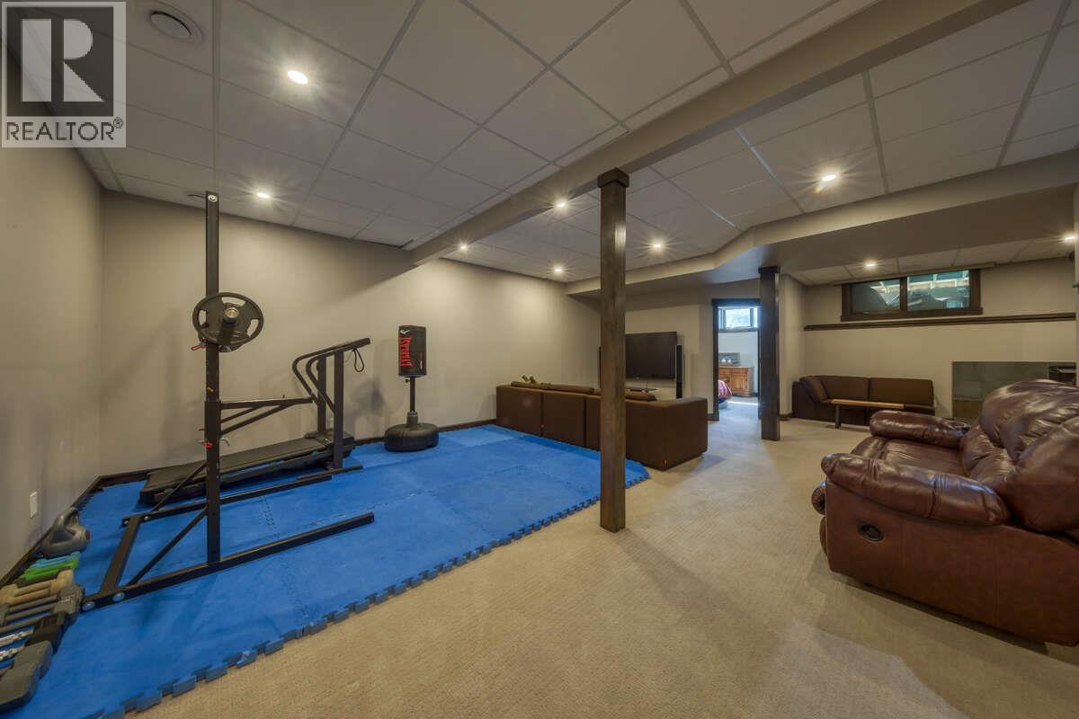 2576 Sandstone Green, Invermere, British Columbia  V0A 1K6 - Photo 25 - 10371168