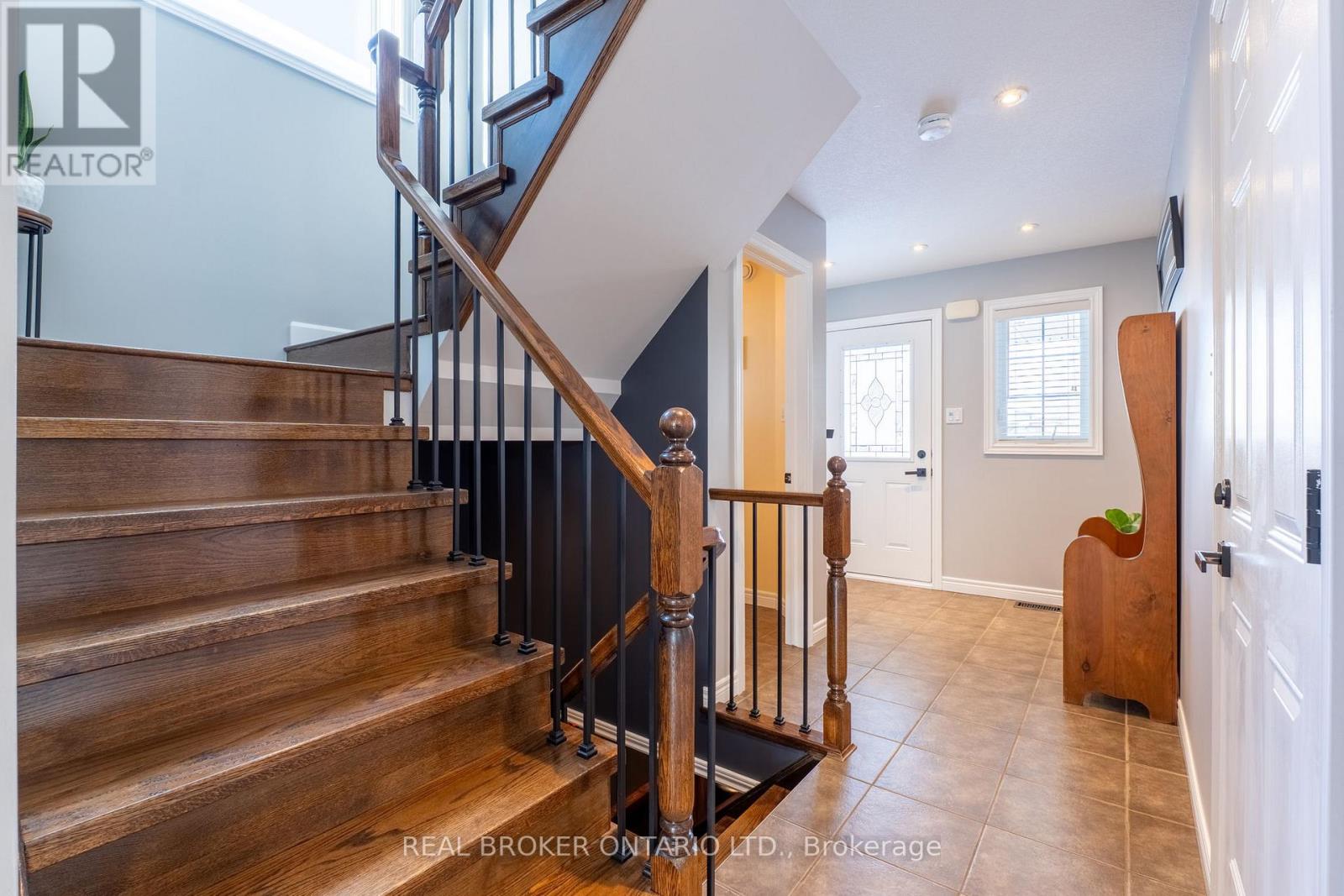 169 Silk Drive, Shelburne, Ontario  L9V 3E5 - Photo 10 - X12634864