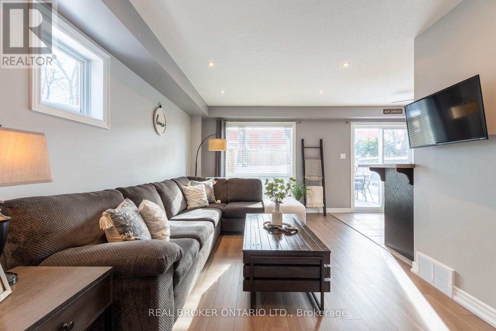 169 Silk Drive, Shelburne, Ontario  L9V 3E5 - Photo 12 - X12634864