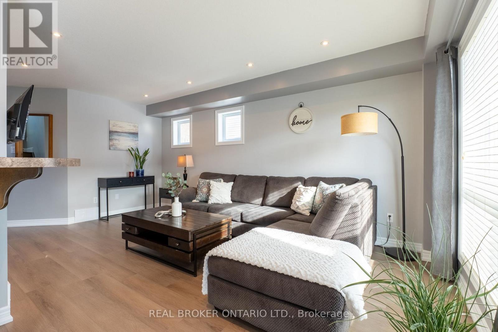 169 Silk Drive, Shelburne, Ontario  L9V 3E5 - Photo 13 - X12634864