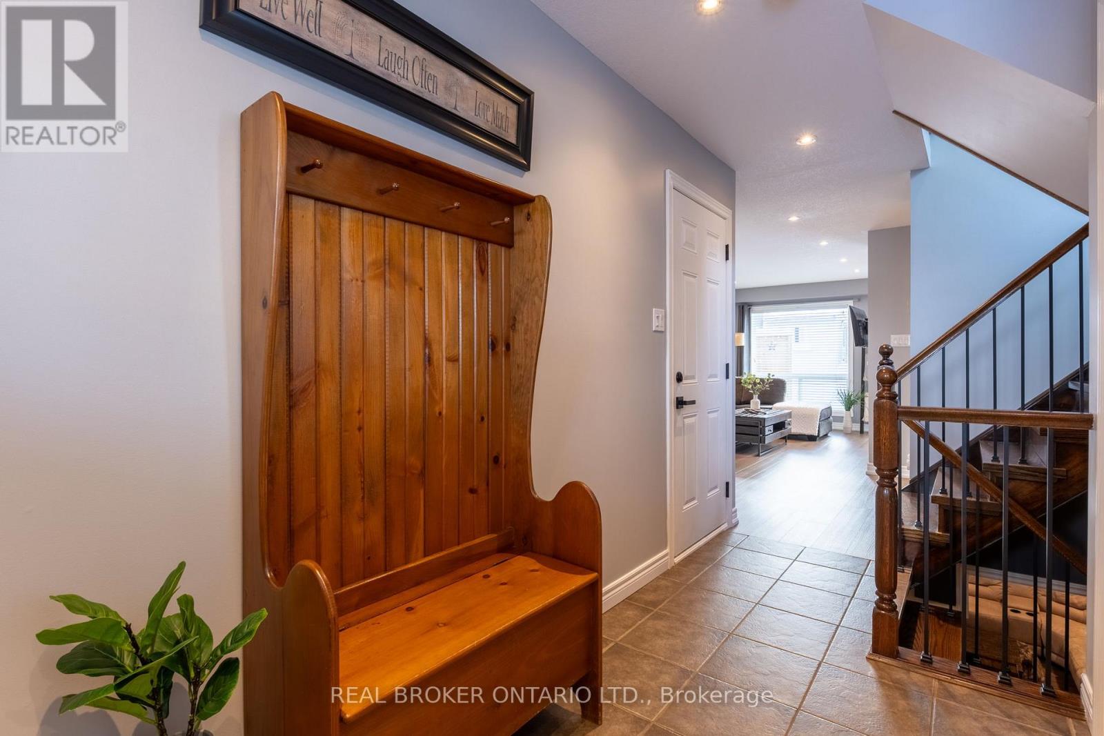 169 Silk Drive, Shelburne, Ontario  L9V 3E5 - Photo 6 - X12634864