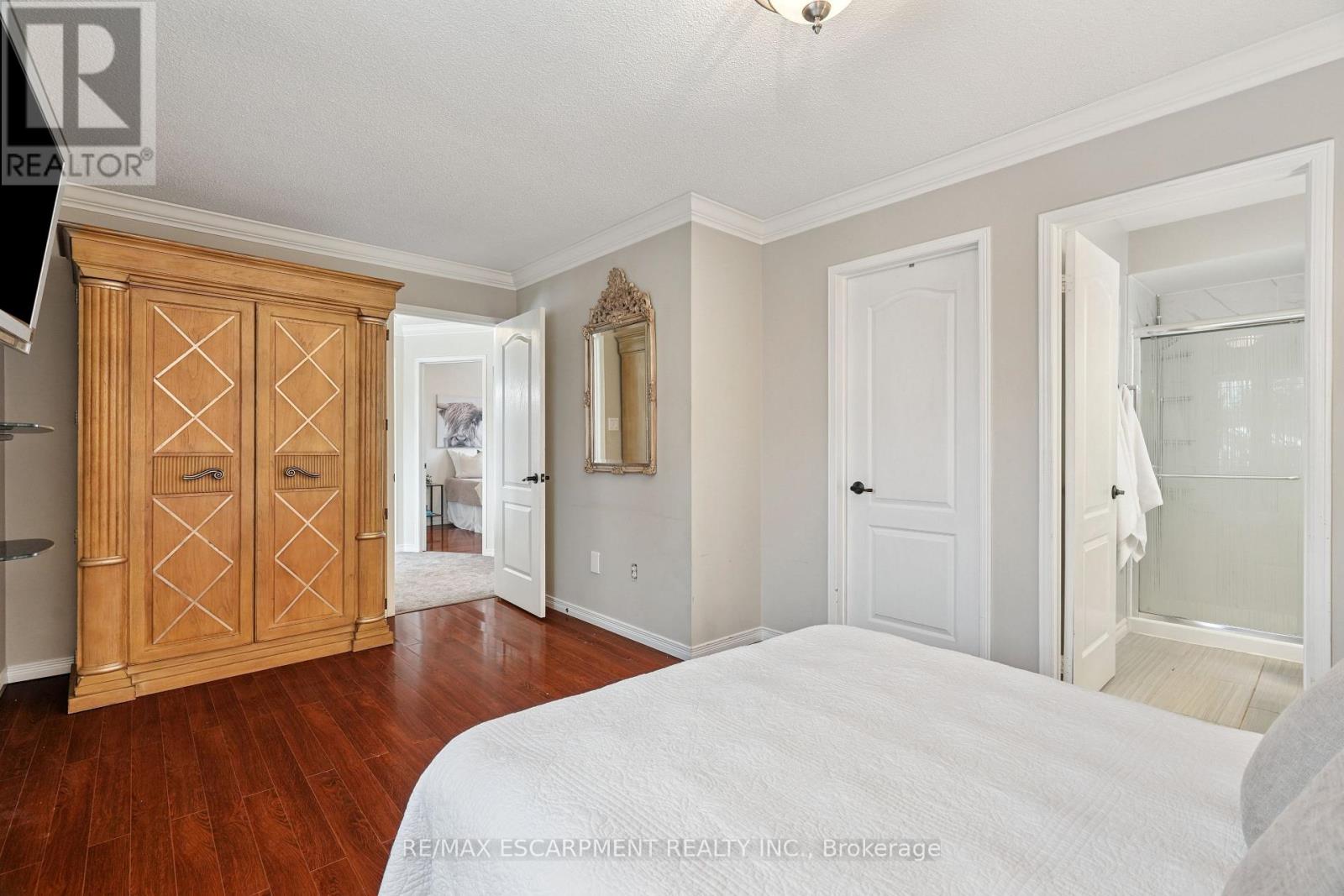 7 Birchway Place, Halton Hills, Ontario  L7J 2X4 - Photo 30 - W12605964