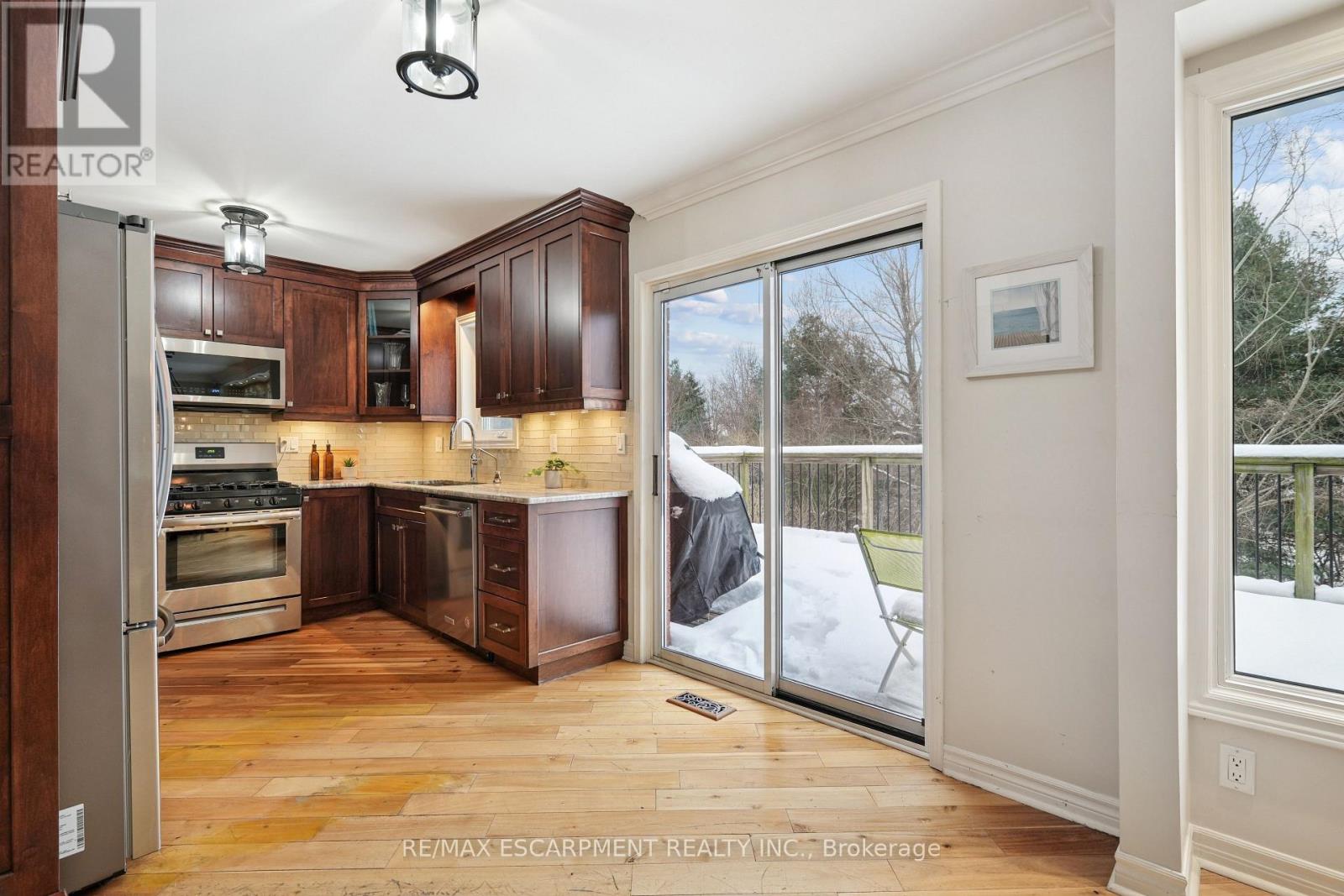 7 Birchway Place, Halton Hills, Ontario  L7J 2X4 - Photo 21 - W12605964