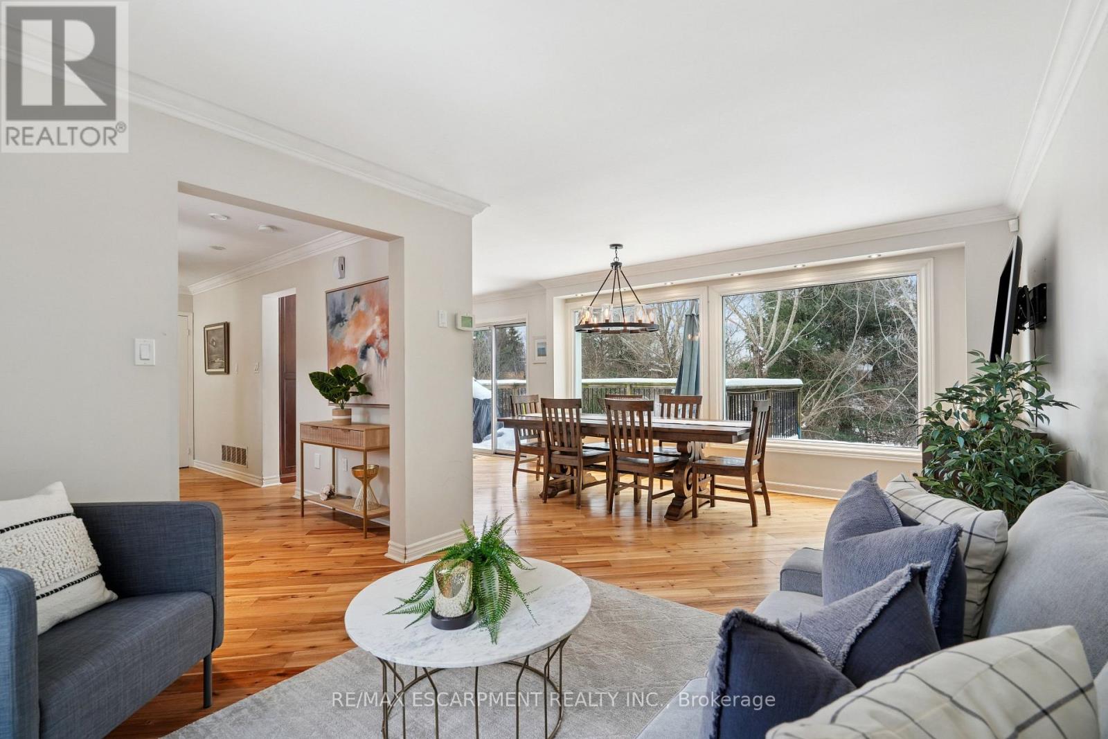 7 Birchway Place, Halton Hills, Ontario  L7J 2X4 - Photo 13 - W12605964