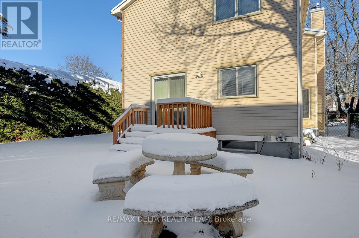 6096 Meadowhill Crescent, Ottawa, Ontario  K1C 5R8 - Photo 32 - X12634916