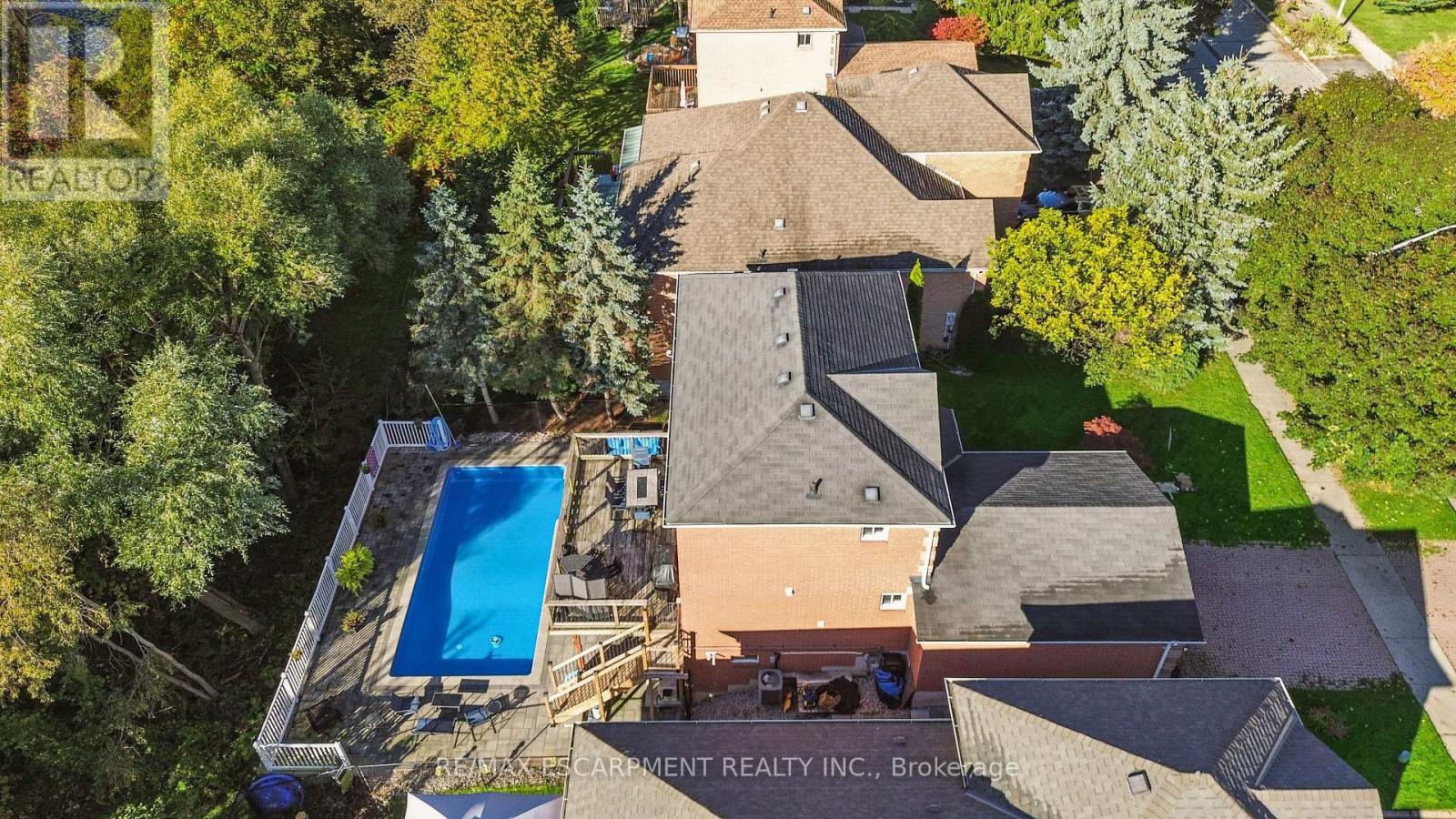 7 Birchway Place, Halton Hills, Ontario  L7J 2X4 - Photo 49 - W12605964