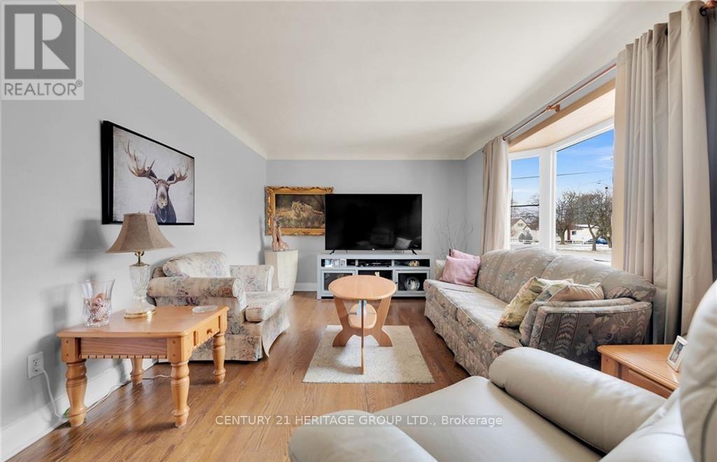 471 Geneva Street, St. Catharines, Ontario  L2N 2H4 - Photo 12 - X12279682