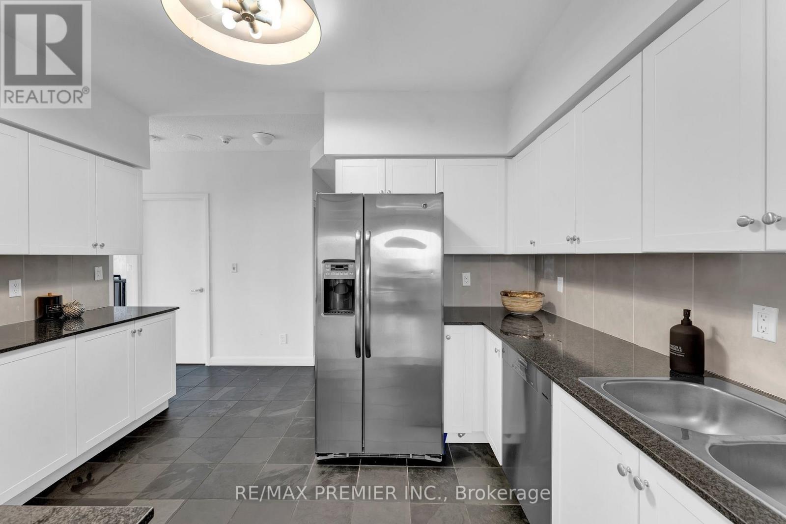 4407 - 210 Victoria Street, Toronto, Ontario  M5B 2R3 - Photo 7 - C12598964