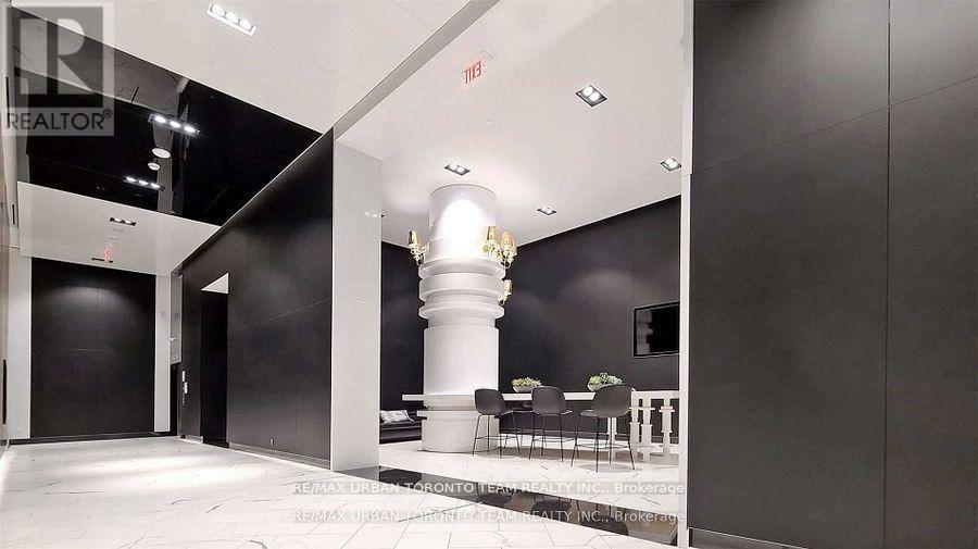 817 - 87 Peter Street, Toronto, Ontario  M5V 0P1 - Photo 3 - C12611488