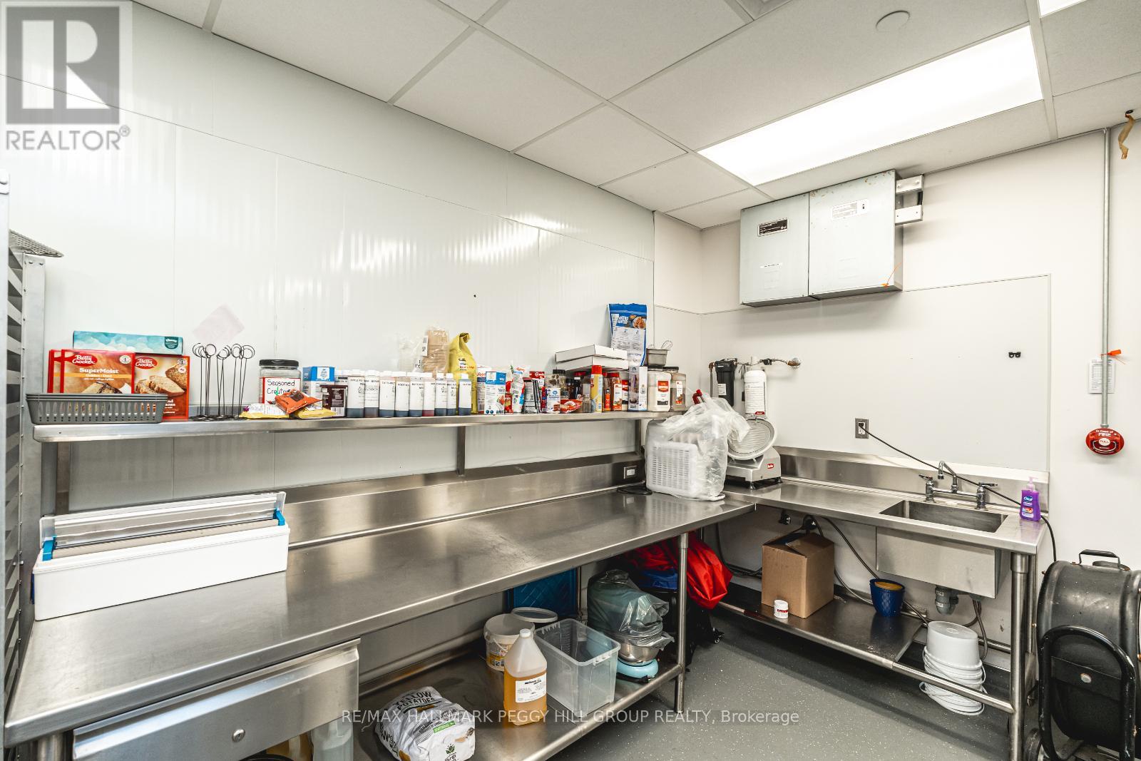 1700 - 7325 Yonge Street, Innisfil, Ontario  L9S 2M6 - Photo 7 - N12315123