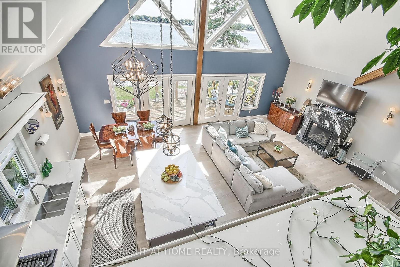 26 Beach Road, Kawartha Lakes, Ontario  K0M 2C0 - Photo 31 - X12396312