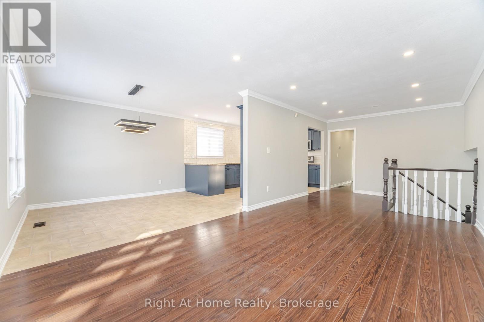 364 Red Oak Avenue, Hamilton, Ontario  L8E 2C3 - Photo 12 - X12634928