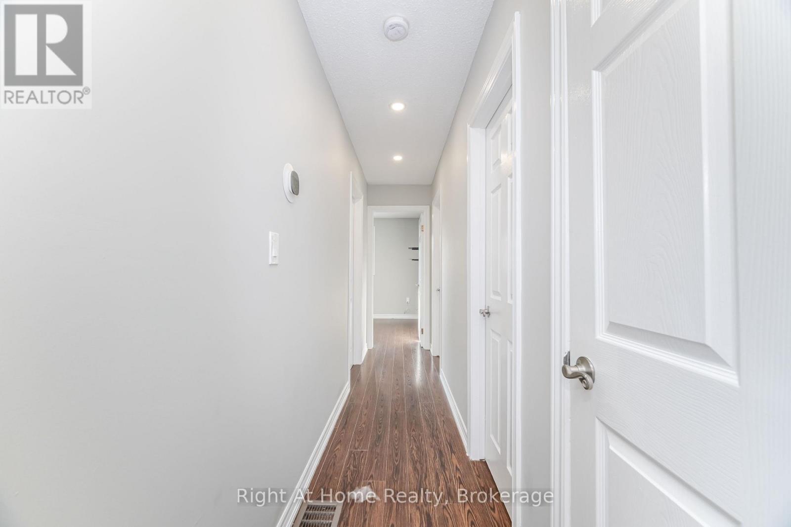 364 Red Oak Avenue, Hamilton, Ontario  L8E 2C3 - Photo 21 - X12634928