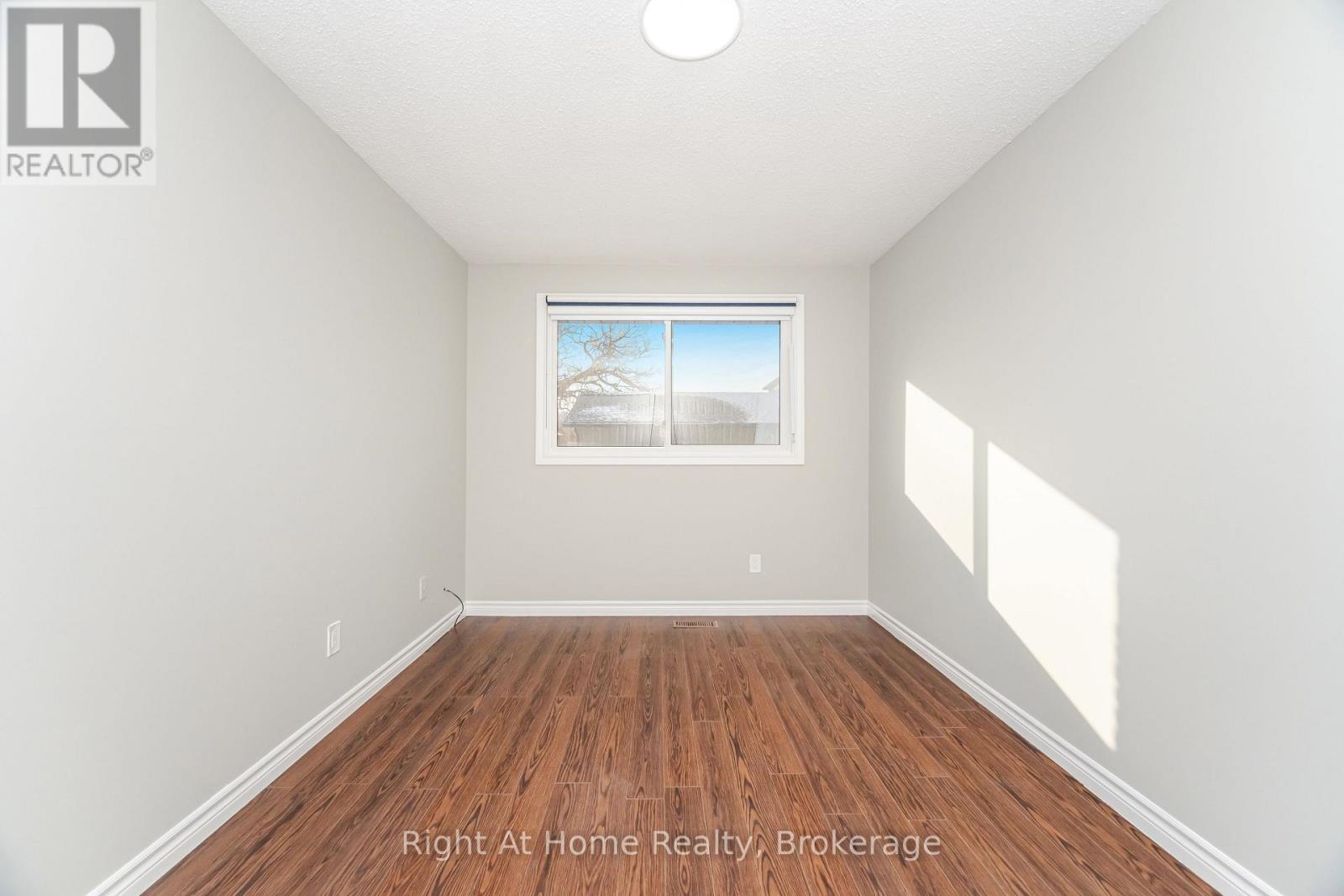 364 Red Oak Avenue, Hamilton, Ontario  L8E 2C3 - Photo 23 - X12634928