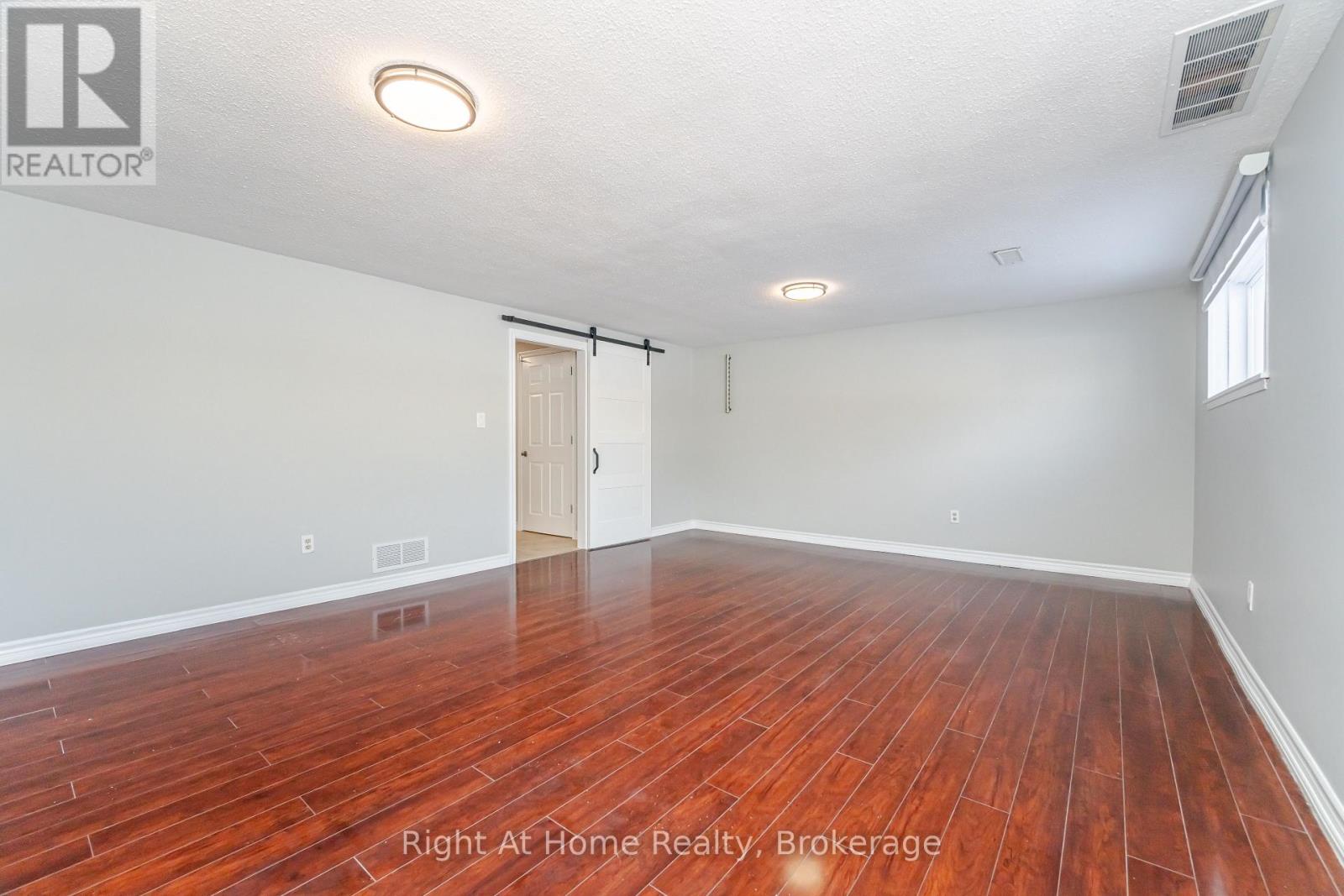 364 Red Oak Avenue, Hamilton, Ontario  L8E 2C3 - Photo 33 - X12634928