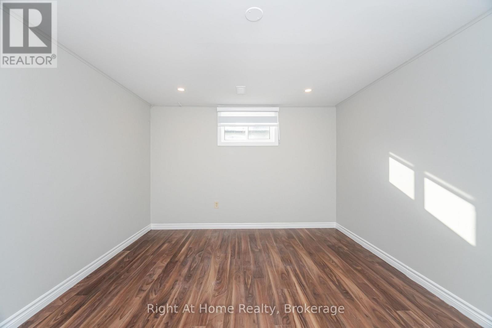 364 Red Oak Avenue, Hamilton, Ontario  L8E 2C3 - Photo 38 - X12634928