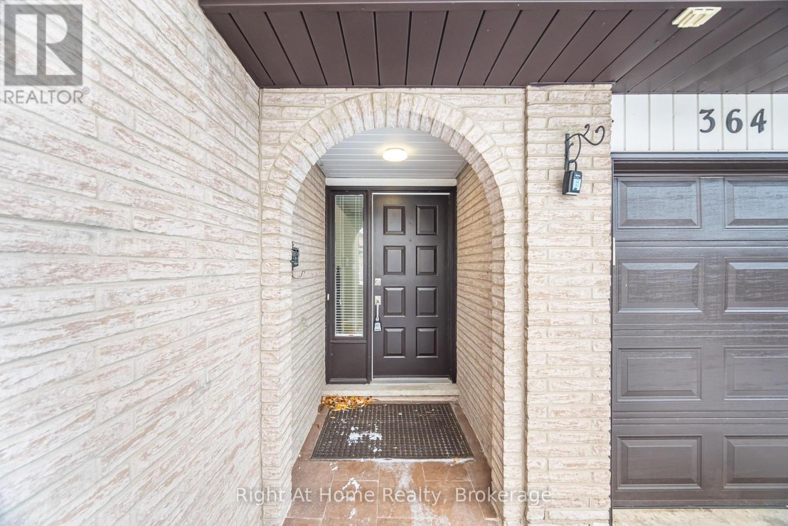 364 Red Oak Avenue, Hamilton, Ontario  L8E 2C3 - Photo 4 - X12634928