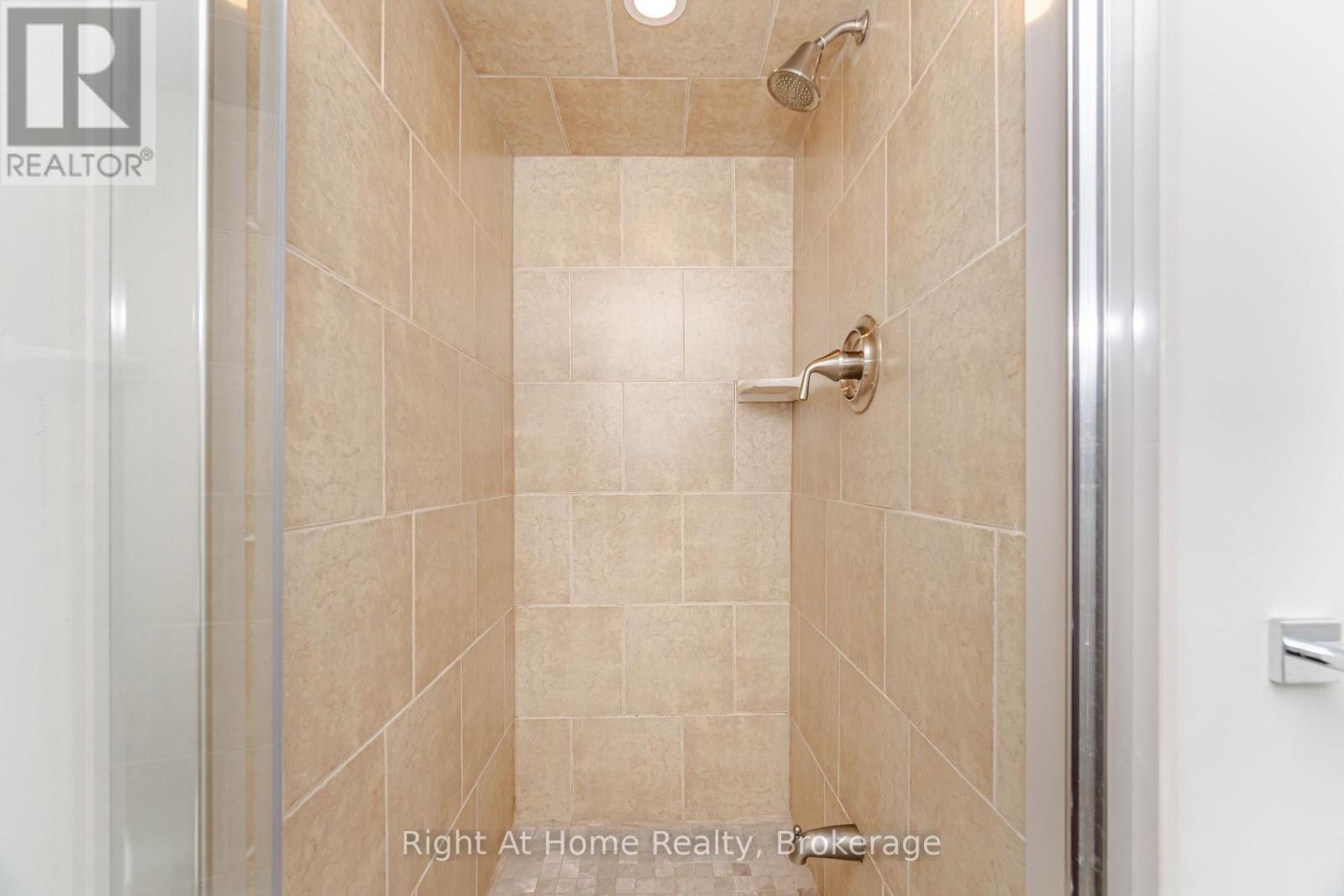 364 Red Oak Avenue, Hamilton, Ontario  L8E 2C3 - Photo 40 - X12634928